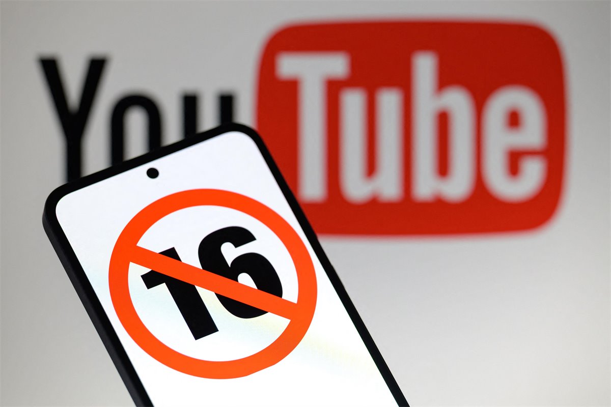 Australia bans social media for under 16s