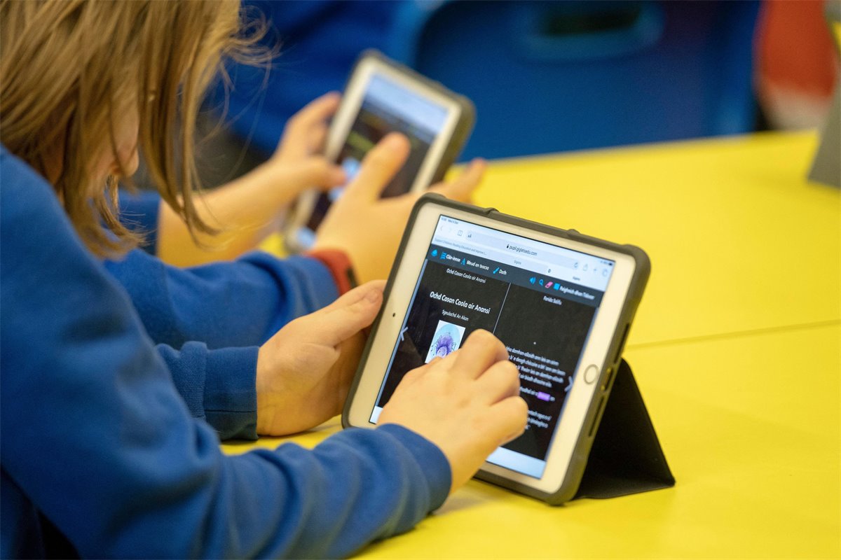Holyrood Article | Schools given new guidance of use of AI in the classroom
