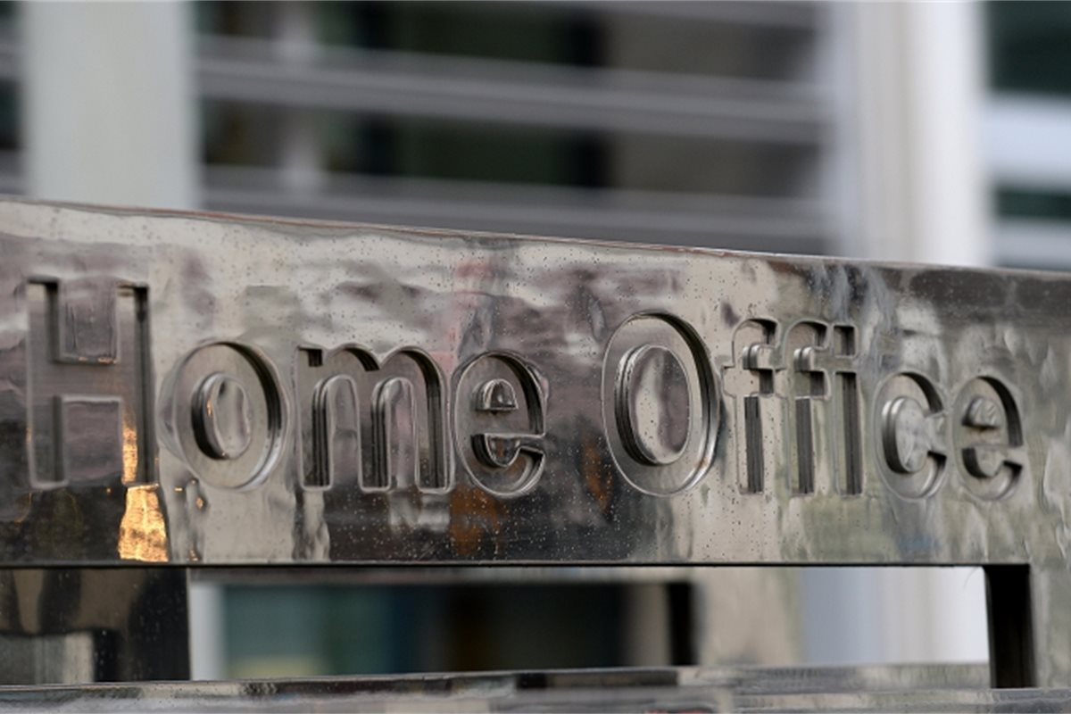 Delays to rollout of emergency service communication network will cost over £1bn, Home Office
