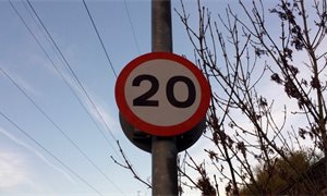 Three quarters of Scots support 20mph speed limit in towns