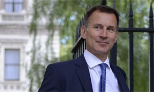 No-deal Brexit would be 'political suicide', Jeremy Hunt warns Tory leadership rivals