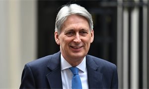 Philip Hammond tells Boris Johnson no-deal Brexit would be a 'betrayal'