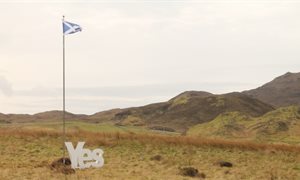 Electoral Commission would want to review Yes/No question ahead of indyref2