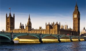 Court rejects emergency halt to Westminster suspension