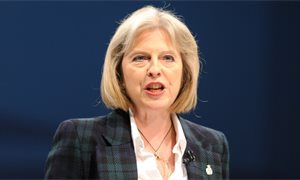 Theresa May in pledge to help France combat terror