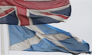 Devolve some immigration powers to Scotland, say MPs