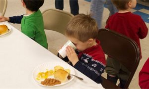 Child poverty ‘could rise to record high’ if Tories win general election, Resolution Foundation warns