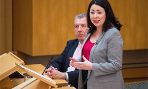 Monica Lennon resigns from Scottish Labour front bench