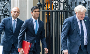 Rishi Sunak and Sajid Javid resign from the government