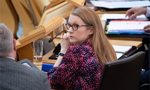 Anti-poverty commissioners and chair quit Scottish Government advisory body