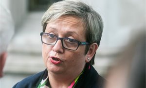 SNP MP Joanna Cherry calls for gender services re-design and end to puberty blockers following Cass review
