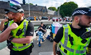 Apologise to For Women Scotland, Police Scotland chief is urged