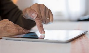 Scottish Government opens applications for funding to combat digital exclusion
