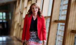 Ash Regan: Nigel Farage tried to ‘smooth talk’ me into joining Reform