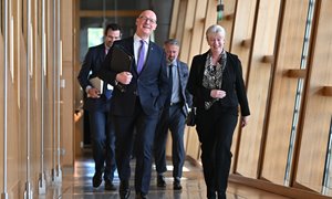 Scotland's credit rating matches UK ahead of first bonds issue