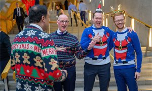 All the colours, same conclusions