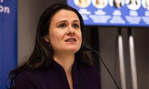 Joani Reid has Labour whip restored