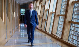 Ben Macpherson resigns as government minister
