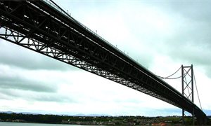 Forth Road Bridge defects could not have been foreseen, committee concludes