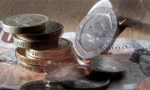 National Living Wage has made 'little change' to living standards of poorest, IFS says