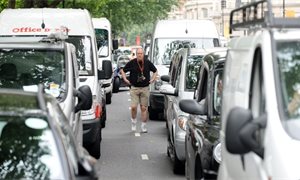 Impact on children’s lung development from traffic fumes ‘persists despite Low Emission Zone’, finds study